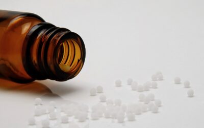 Les approches naturelles en pharmacie : aromathérapie, phytothérapie et homéopathie